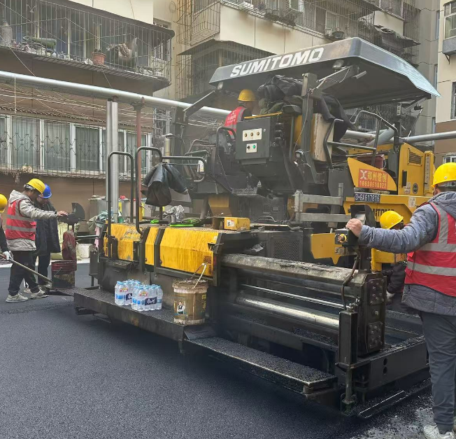 鄭州改性瀝青路面施工的特殊技術要求